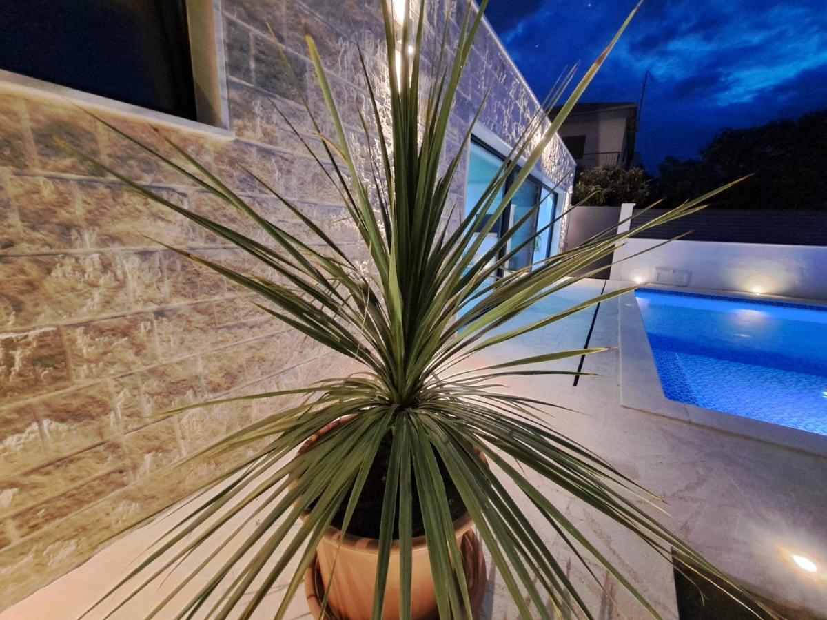 Villa Enjoy Lux In Split Exterior photo