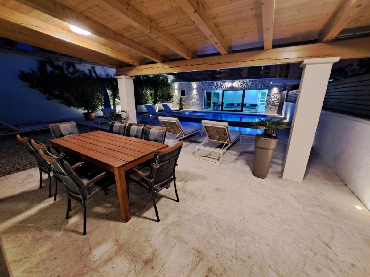 Villa Enjoy Lux In Split Exterior photo